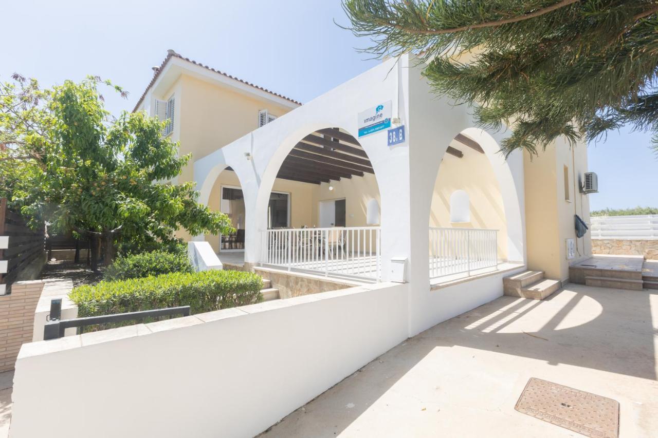 Renee Villa Protaras Exterior photo